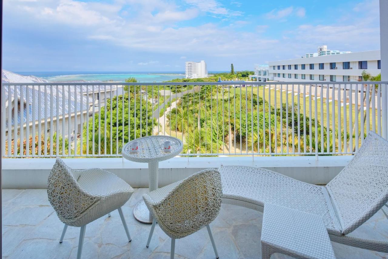 Royal View Hotel Churaumi Motobu Bagian luar foto